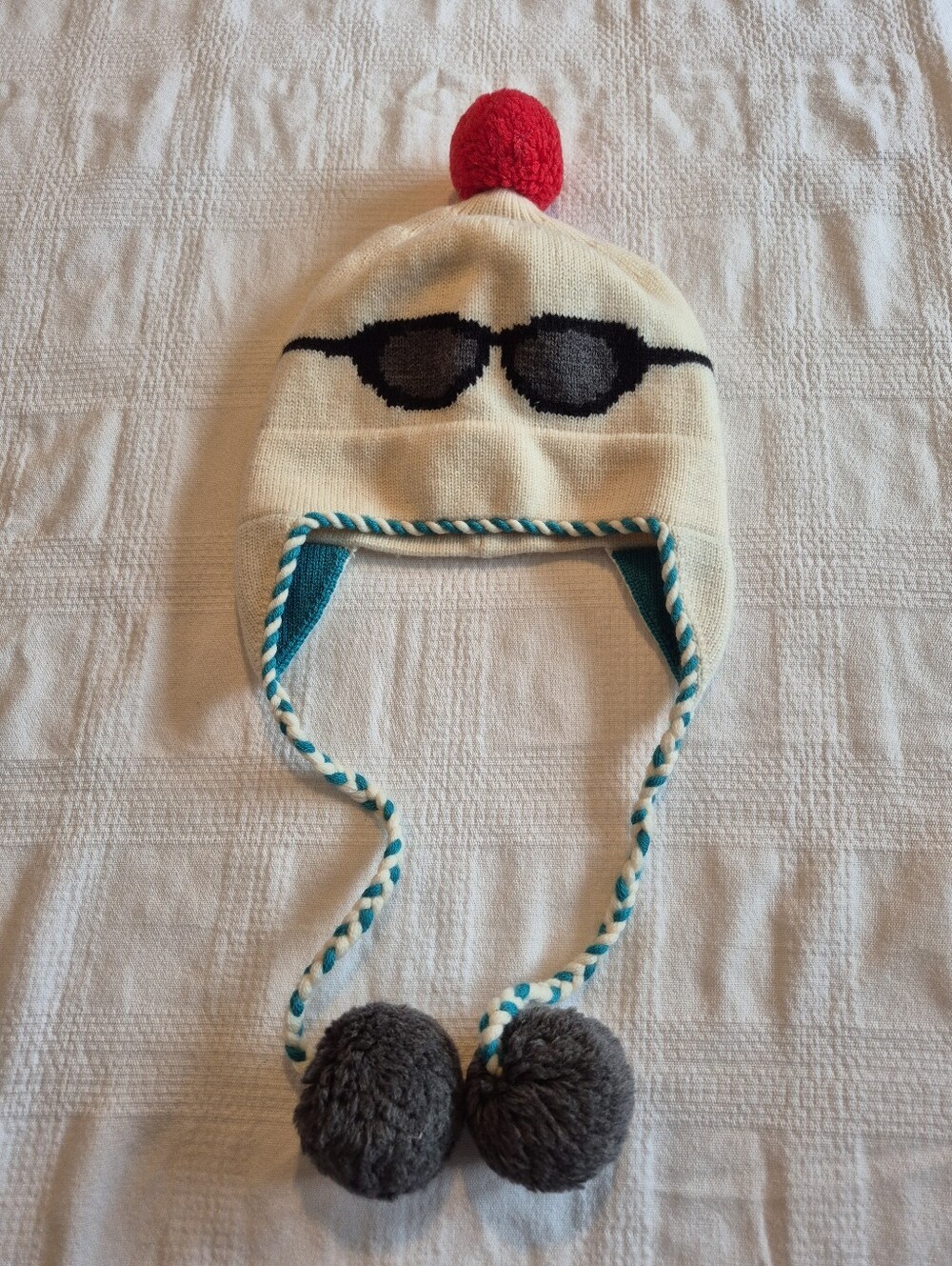 Kate Spade New York wool sunglasses ski earflap beanie hat pom pom VGUC
